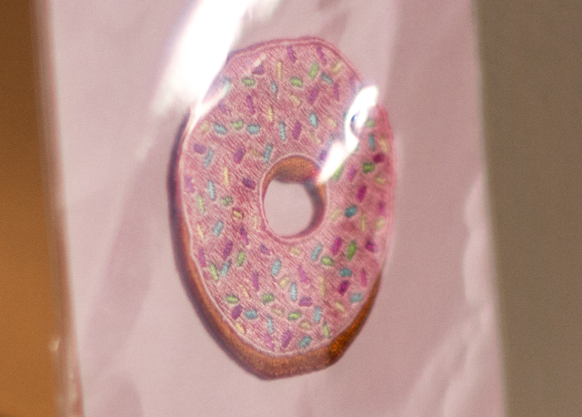 Paper source, adhesive patch donut 